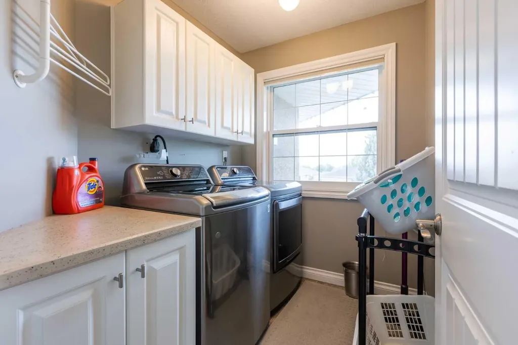 6107 Park Place Taber AB T1G 1E9