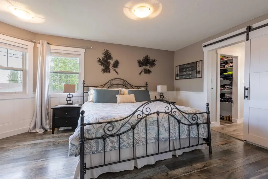 6107 Park Place Taber AB T1G 1E9