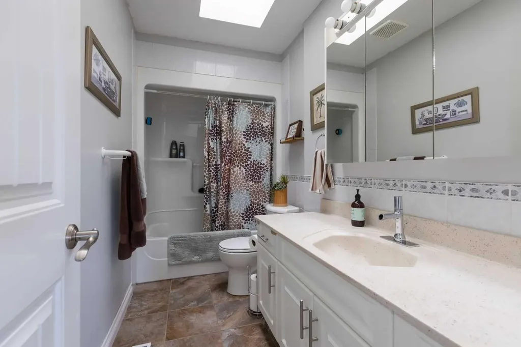 6107 Park Place Taber AB T1G 1E9