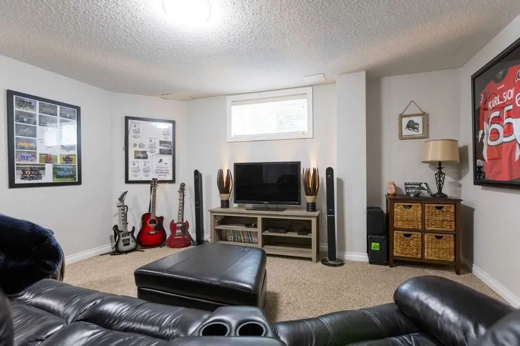 6107 Park Place Taber AB T1G 1E9