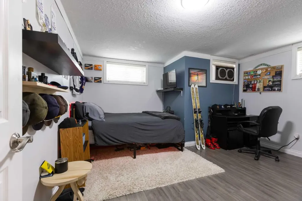 6107 Park Place Taber AB T1G 1E9
