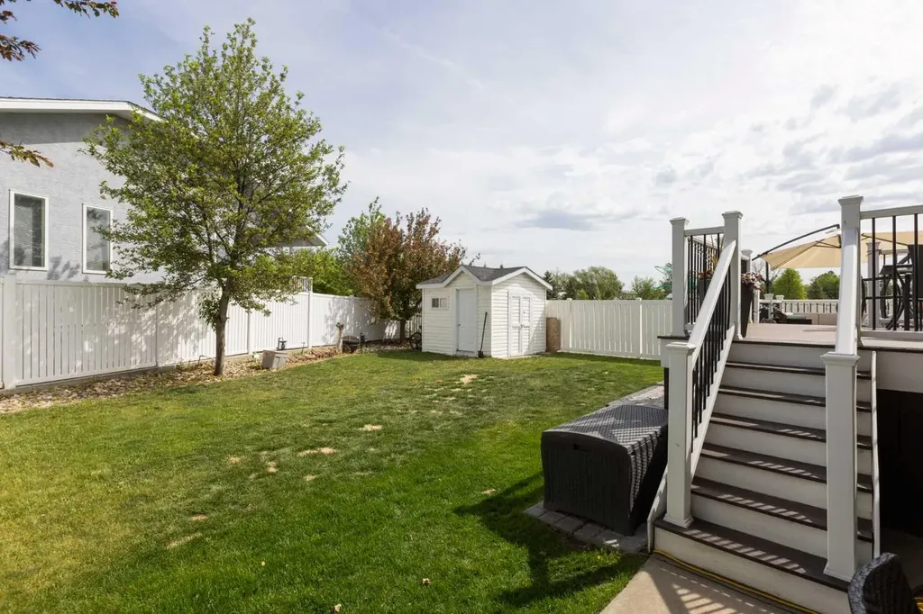 6107 Park Place Taber AB T1G 1E9