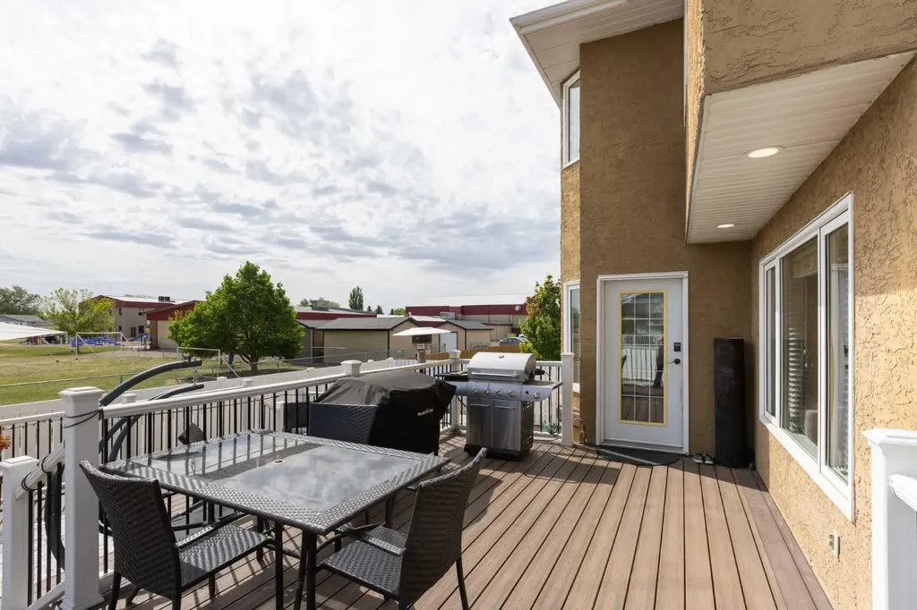 6107 Park Place Taber AB T1G 1E9
