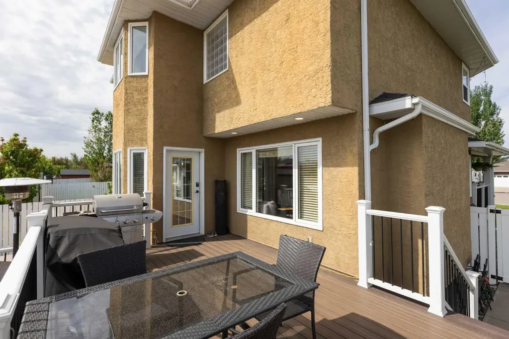 6107 Park Place Taber AB T1G 1E9