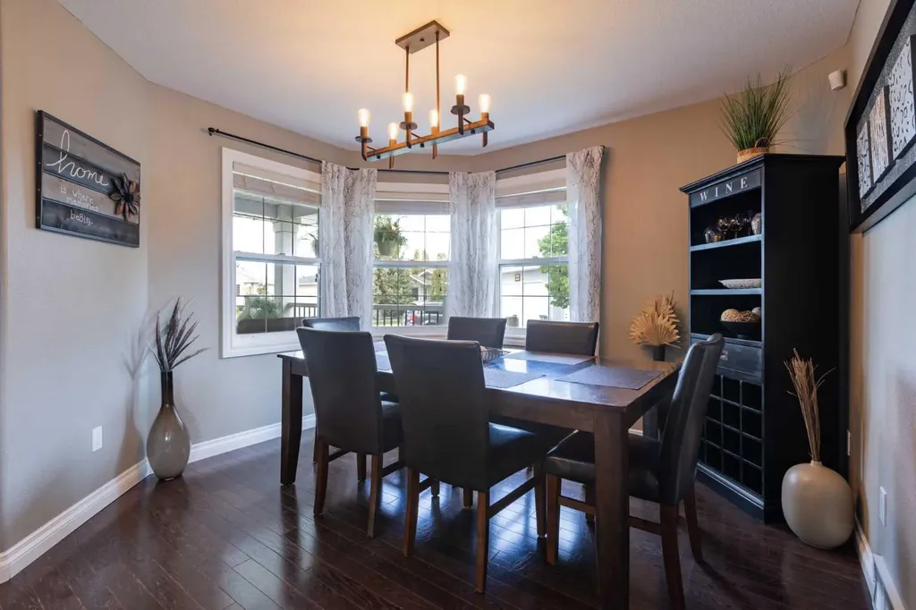 6107 Park Place Taber AB T1G 1E9