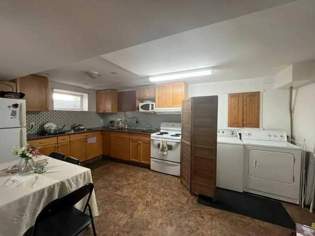 170 Pensacola Court W Lethbridge AB t1k 4r6