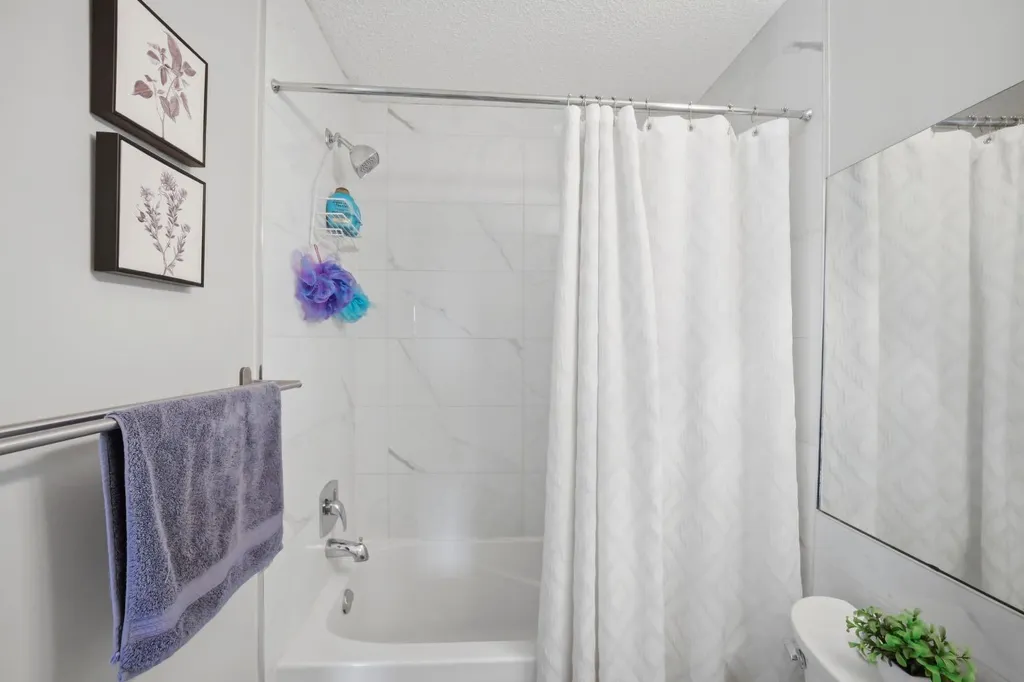 158 Shawbrooke Green SW Calgary AB T2Y3C6