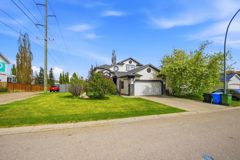 158 Shawbrooke Green SW Calgary AB T2Y3C6