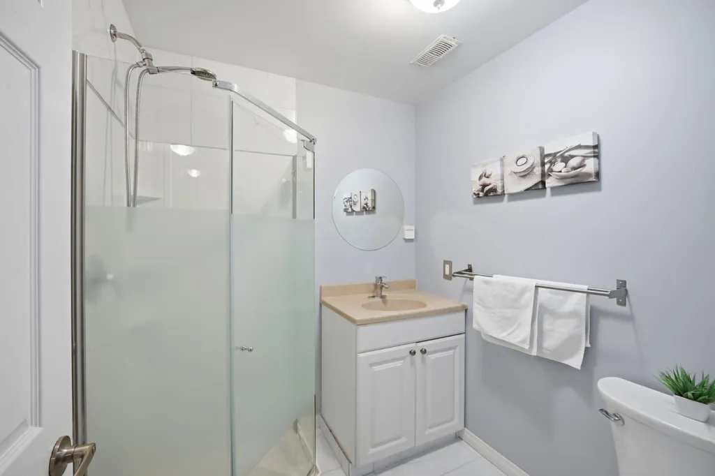 158 Shawbrooke Green SW Calgary AB T2Y3C6