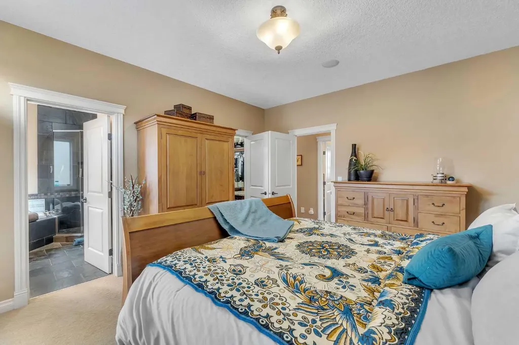 275200 Township Road 233 Rural Rocky View County AB T1X 0H6