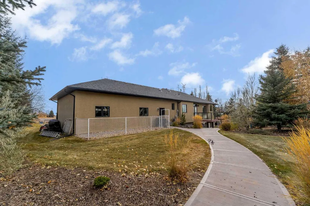 275200 Township Road 233 Rural Rocky View County AB T1X 0H6