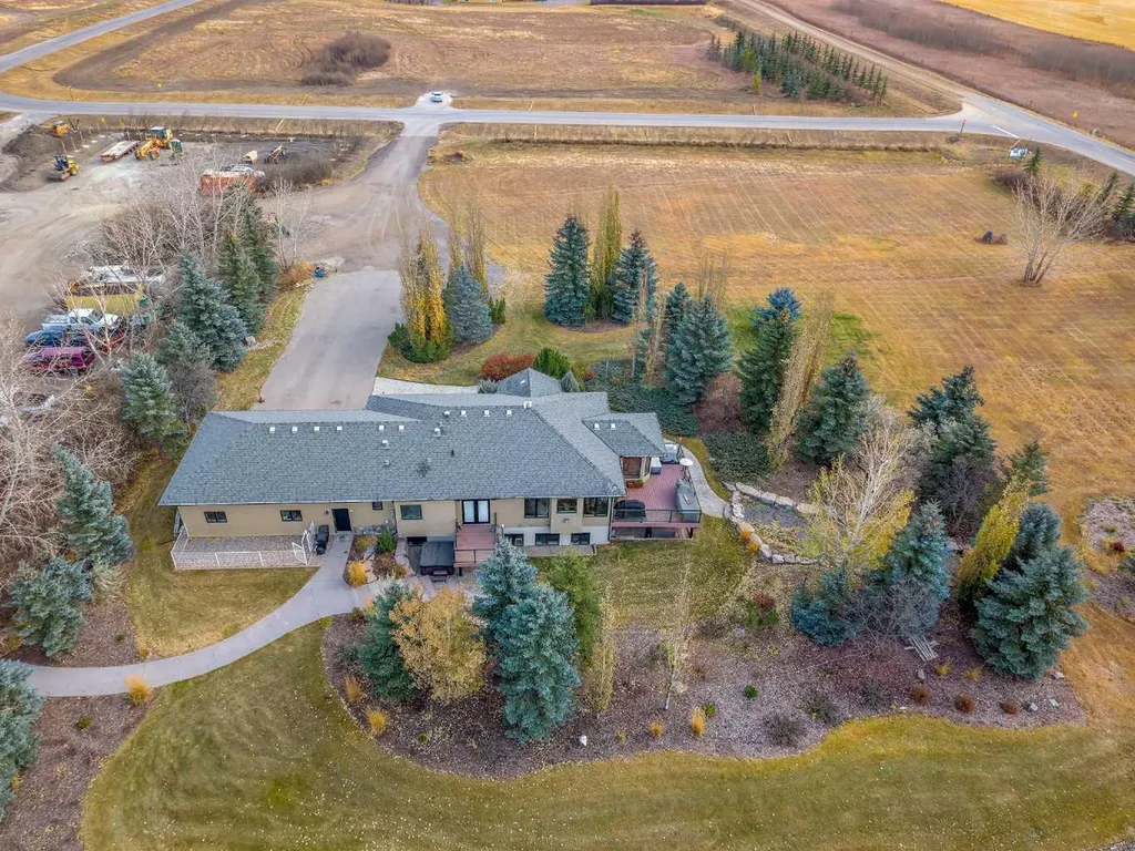 275200 Township Road 233 Rural Rocky View County AB T1X 0H6