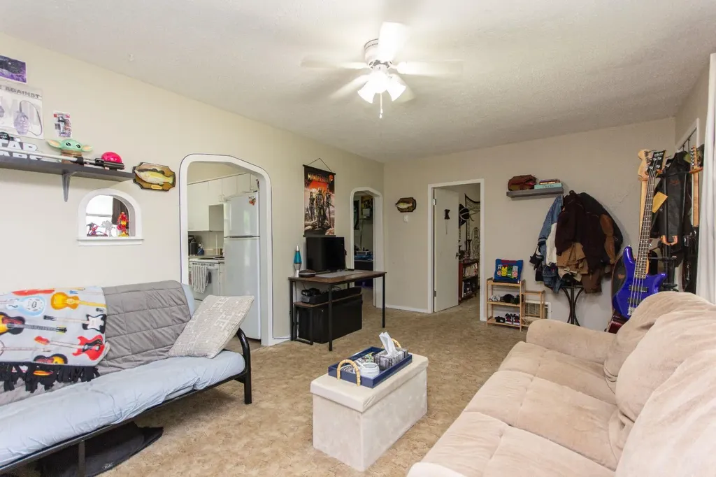 3506 51 Avenue Red Deer AB T4N 4G2