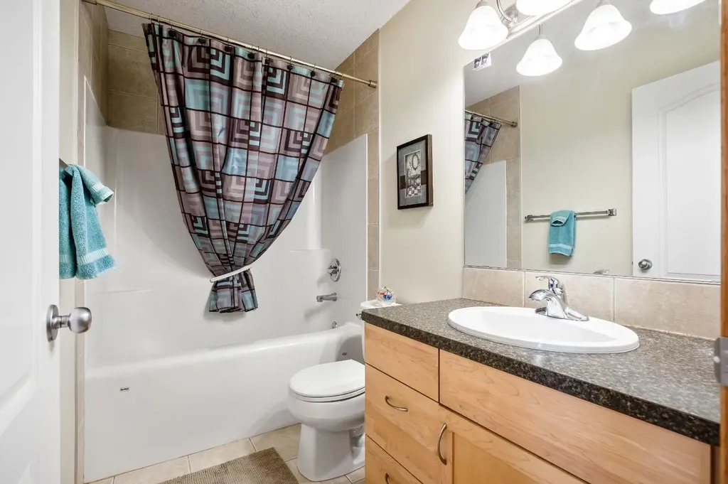 209 Strathcona Circle Strathmore AB T1P0B1