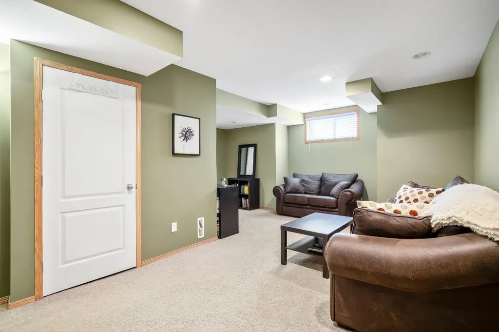 209 Strathcona Circle Strathmore AB T1P0B1