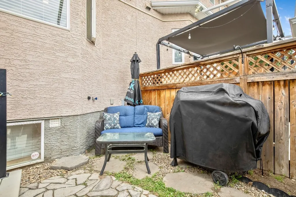 209 Strathcona Circle Strathmore AB T1P0B1