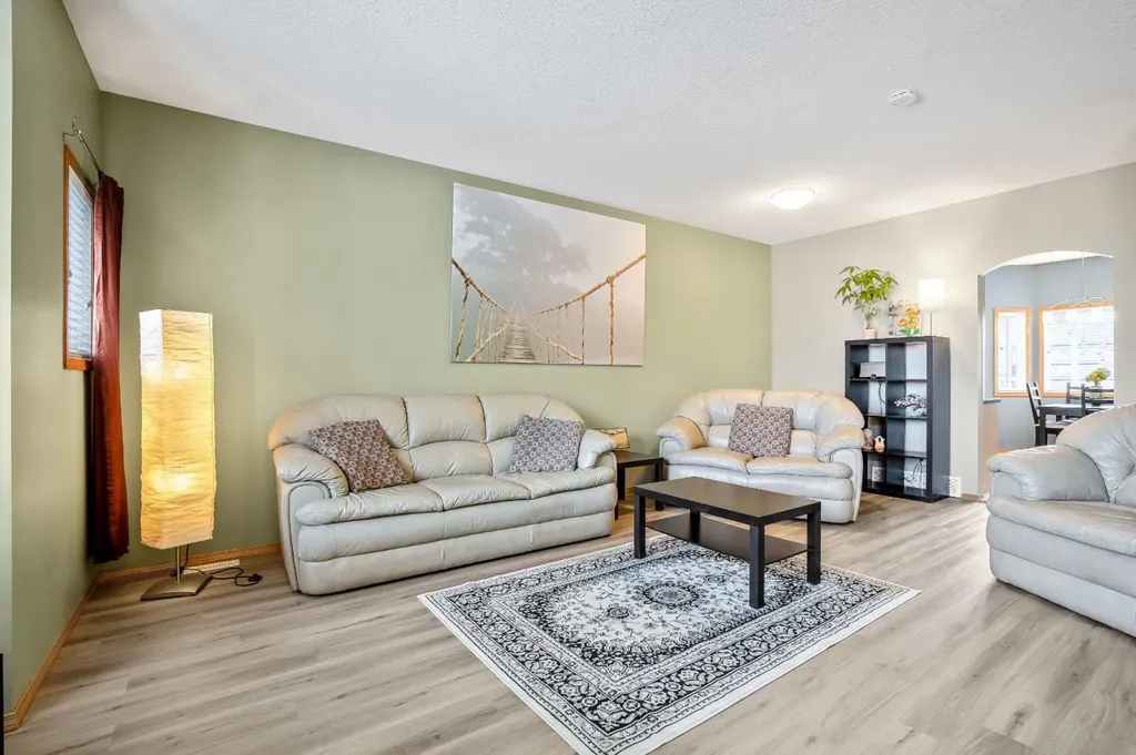209 Strathcona Circle Strathmore AB T1P0B1