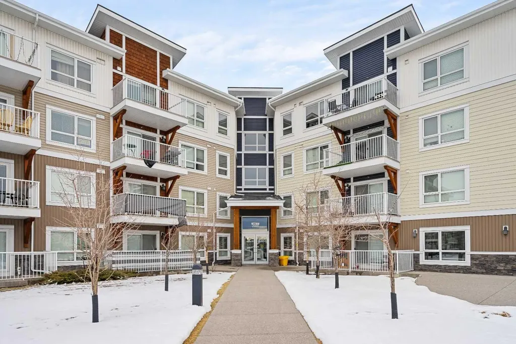 302 Skyview Ranch Drive NE Calgary AB T3N0P5