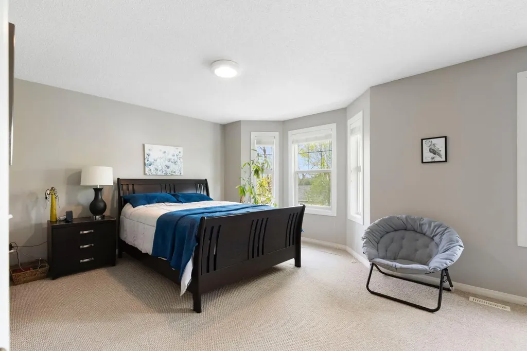57 Prestwick Park SE Calgary AB T2Z 3V4