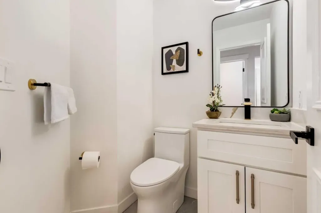113 Straddock Terrace SW Calgary AB T3H2T4