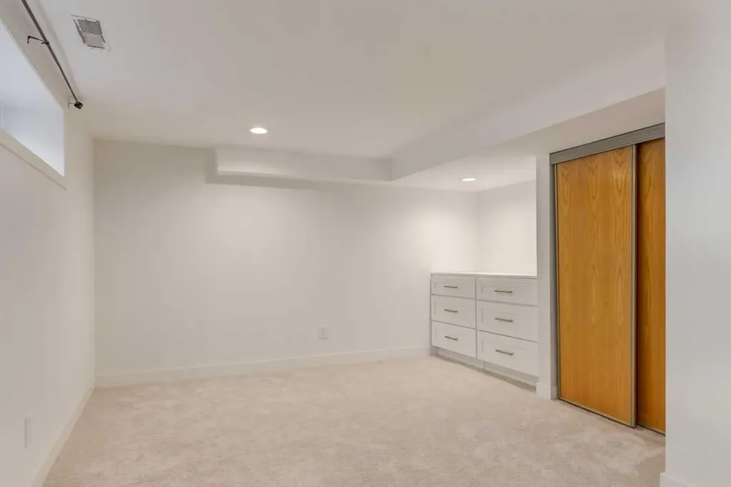 113 Straddock Terrace SW Calgary AB T3H2T4