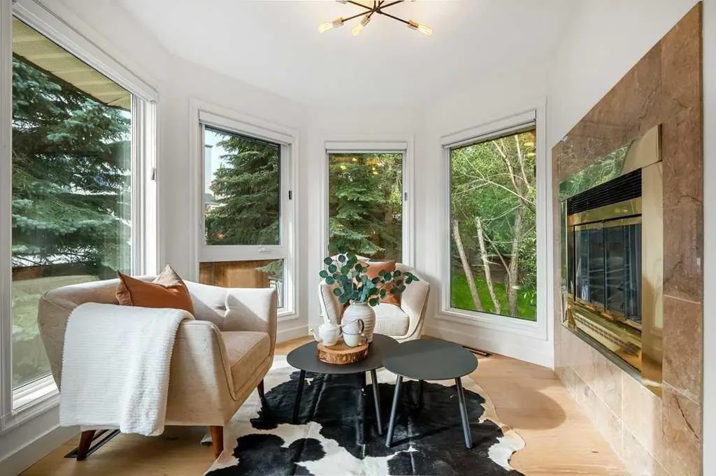 113 Straddock Terrace SW Calgary AB T3H2T4