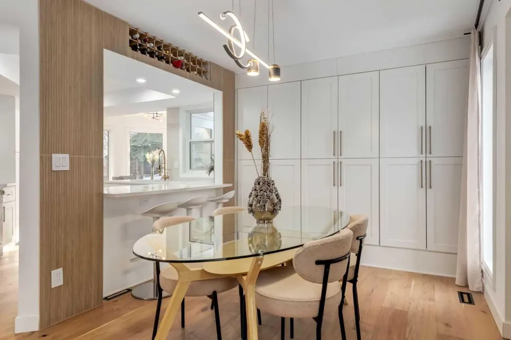 113 Straddock Terrace SW Calgary AB T3H2T4