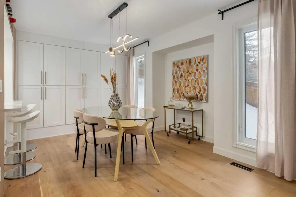 113 Straddock Terrace SW Calgary AB T3H2T4