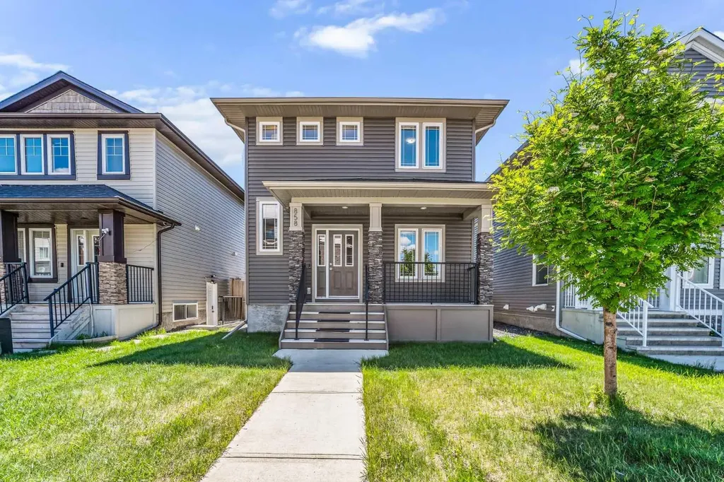 858 Evanston Drive NW Calgary AB T3P 0B1