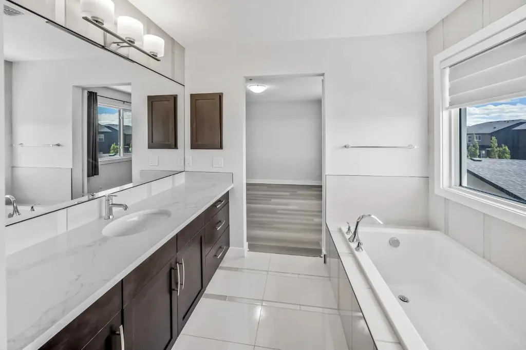 858 Evanston Drive NW Calgary AB T3P 0B1