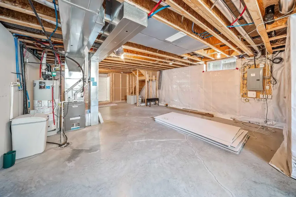 858 Evanston Drive NW Calgary AB T3P 0B1