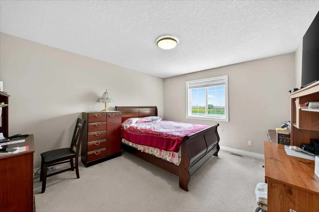 248 Rainbow Falls Way Chestermere AB T1X 0S9