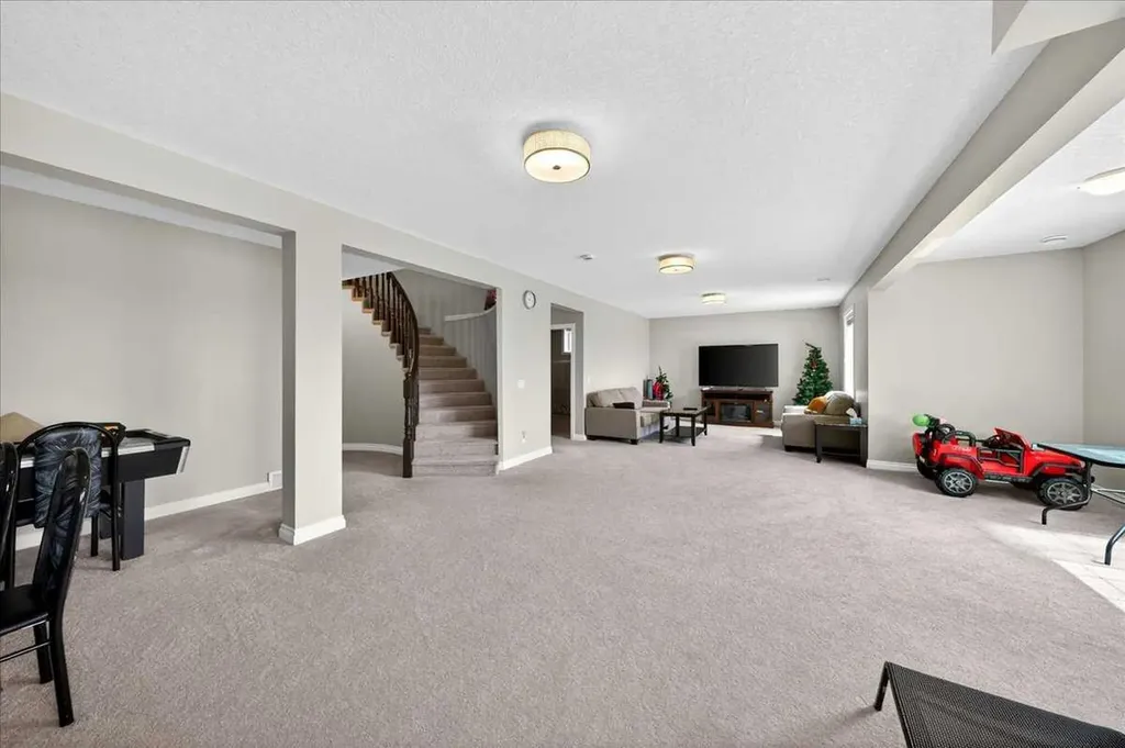 248 Rainbow Falls Way Chestermere AB T1X 0S9