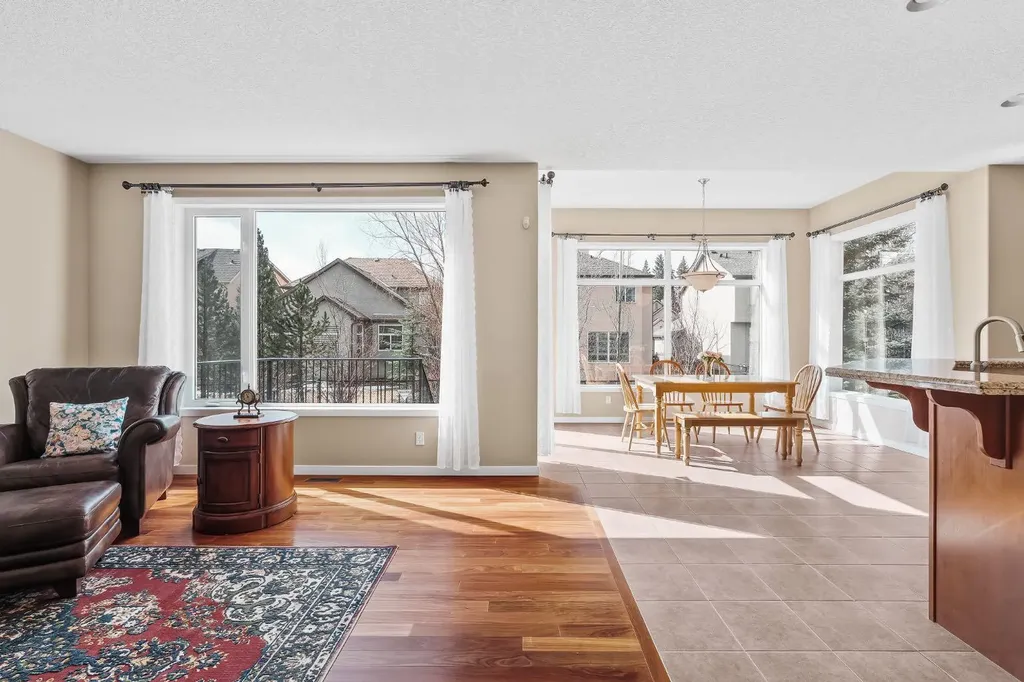 430 Discovery Ridge Boulevard SW Calgary AB T3H 5T7
