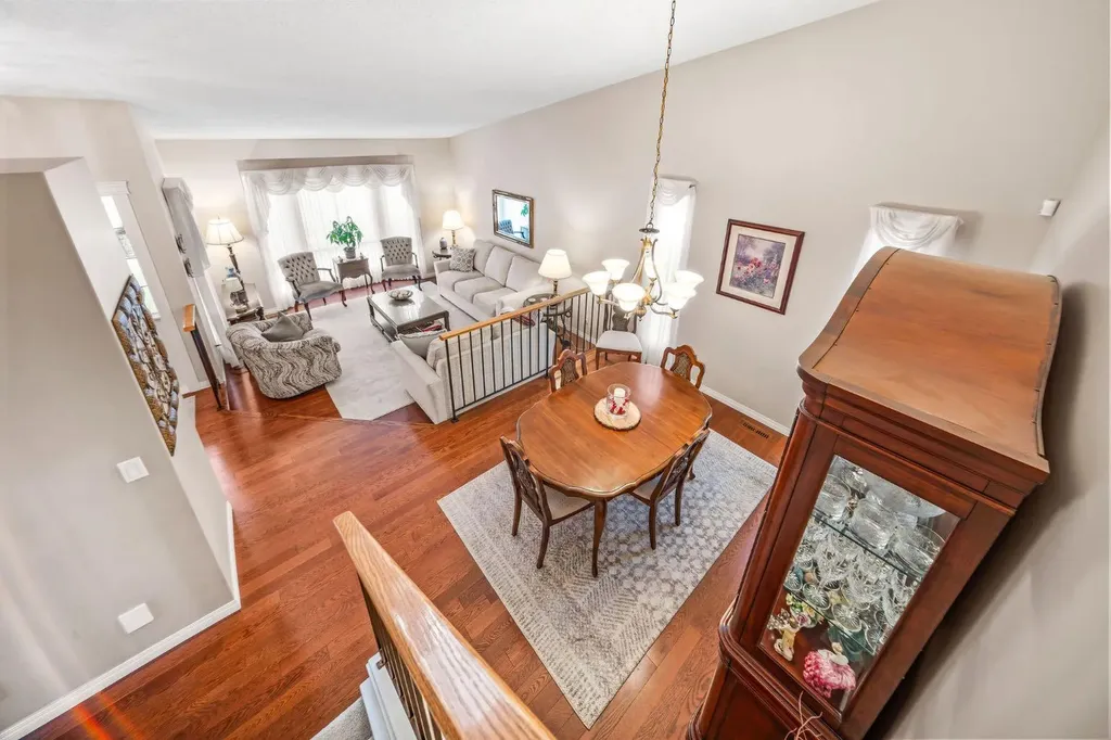 120 Shawnessy Drive SW Calgary AB T2Y1B4
