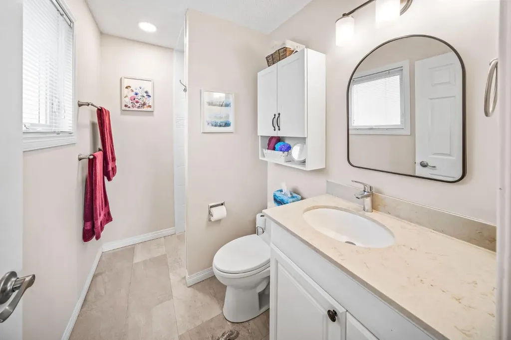 120 Shawnessy Drive SW Calgary AB T2Y1B4