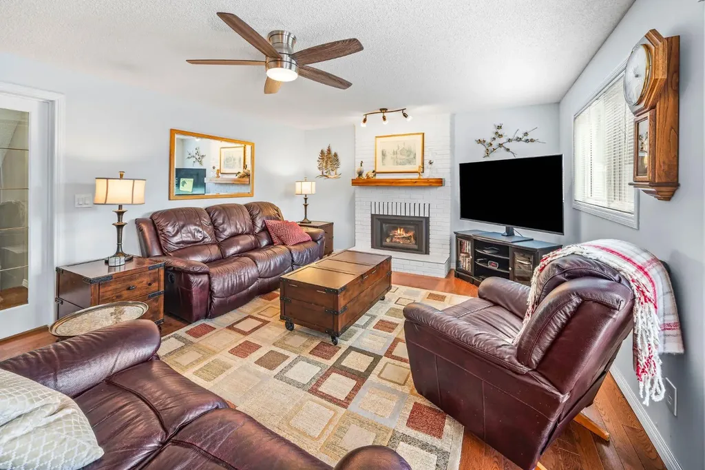 120 Shawnessy Drive SW Calgary AB T2Y1B4