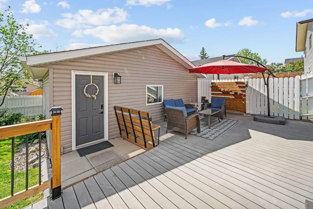 120 Shawnessy Drive SW Calgary AB T2Y1B4