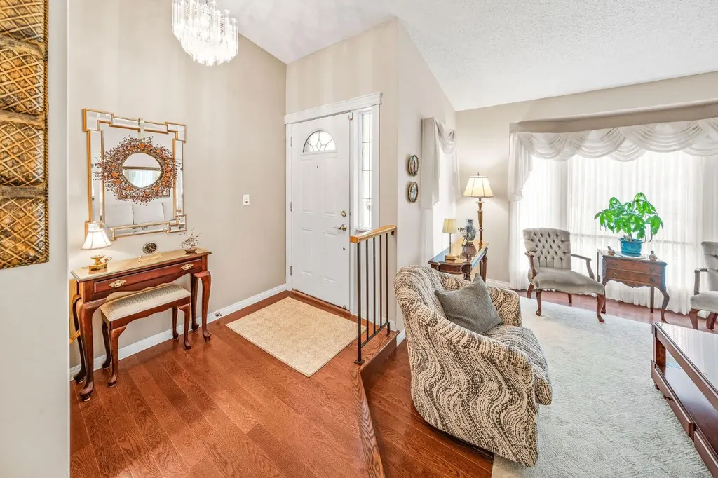 120 Shawnessy Drive SW Calgary AB T2Y1B4
