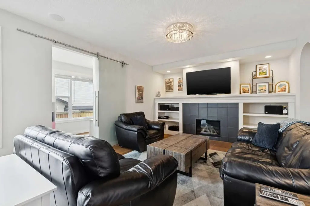 2015 Brightoncrest Green SE Calgary AB T3Z 5A3