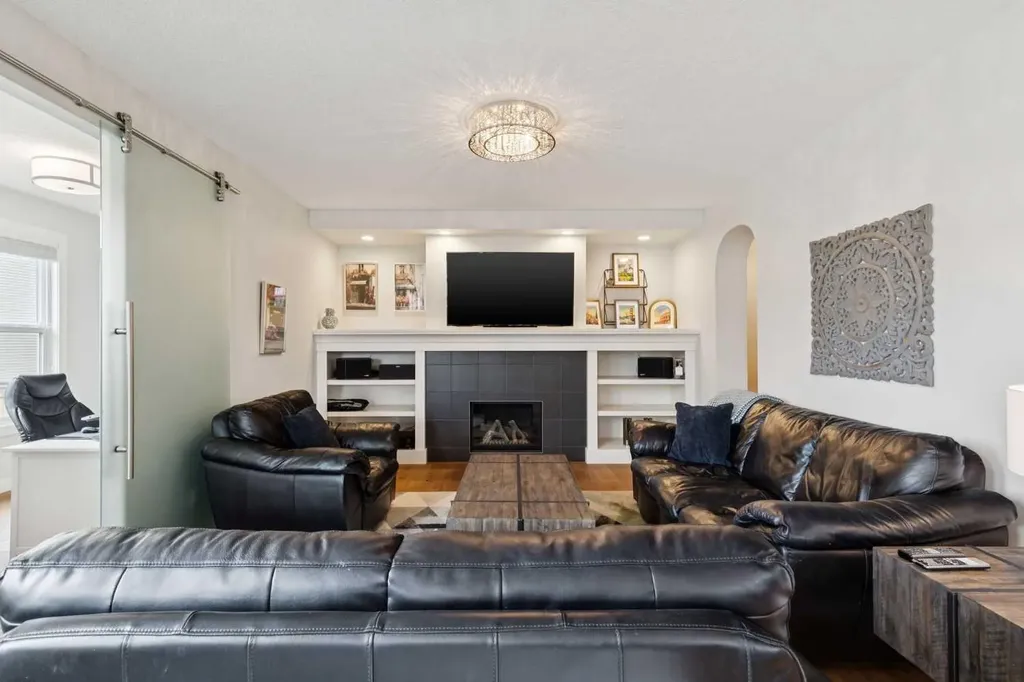 2015 Brightoncrest Green SE Calgary AB T3Z 5A3