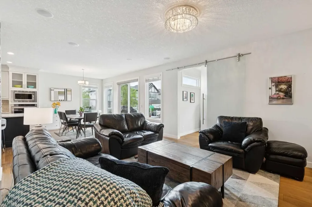 2015 Brightoncrest Green SE Calgary AB T3Z 5A3