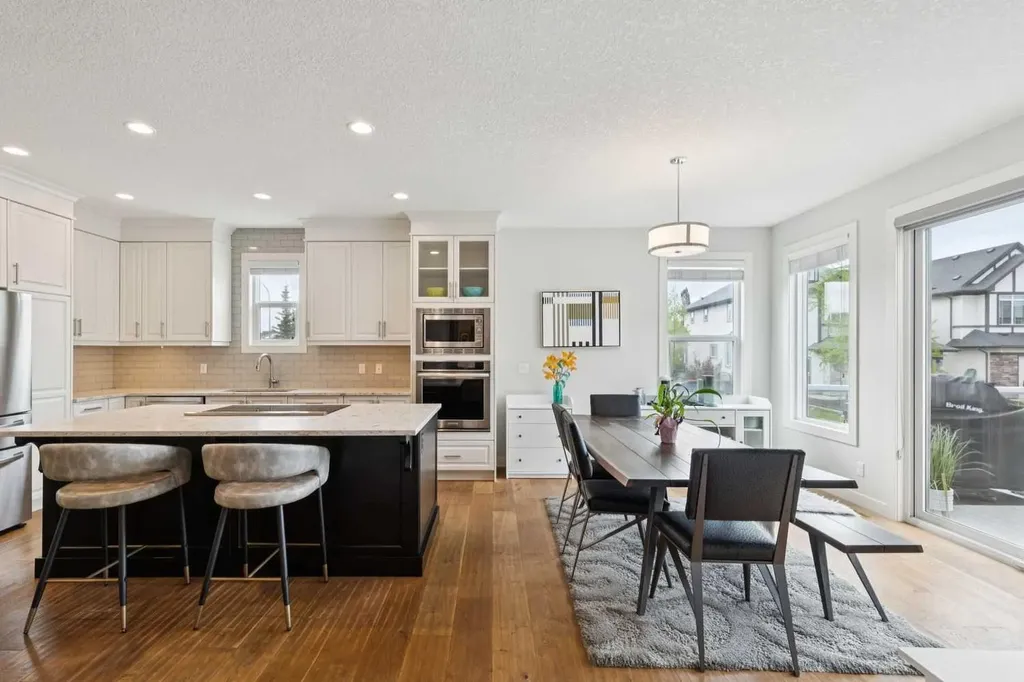 2015 Brightoncrest Green SE Calgary AB T3Z 5A3