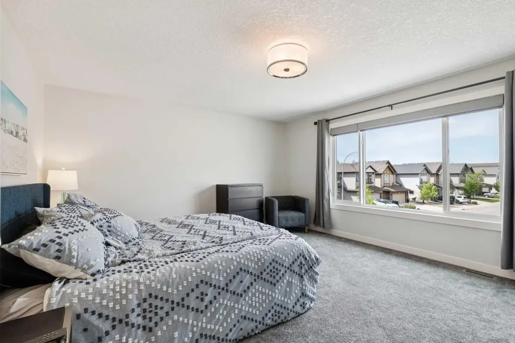 2015 Brightoncrest Green SE Calgary AB T3Z 5A3