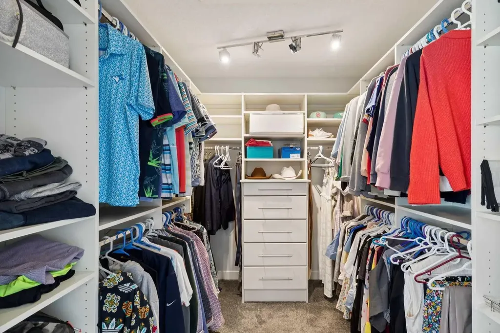 2015 Brightoncrest Green SE Calgary AB T3Z 5A3