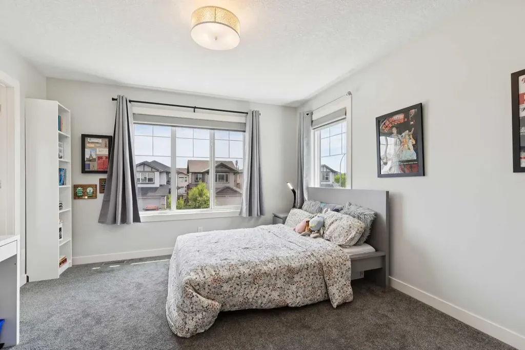 2015 Brightoncrest Green SE Calgary AB T3Z 5A3