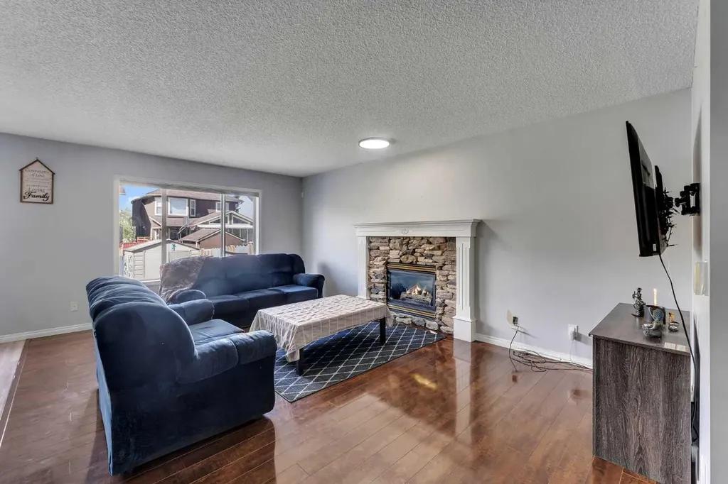 153 Saddlemead Road NE Calgary AB T3J 4J3