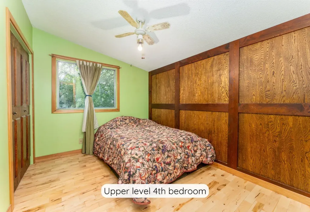 22 Fortress Mountain Way Exshaw AB T0L2C0