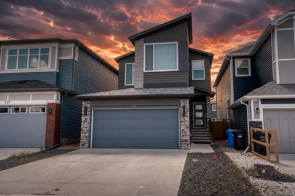 125 Belmont Villas SW Calgary AB T2X 4N5