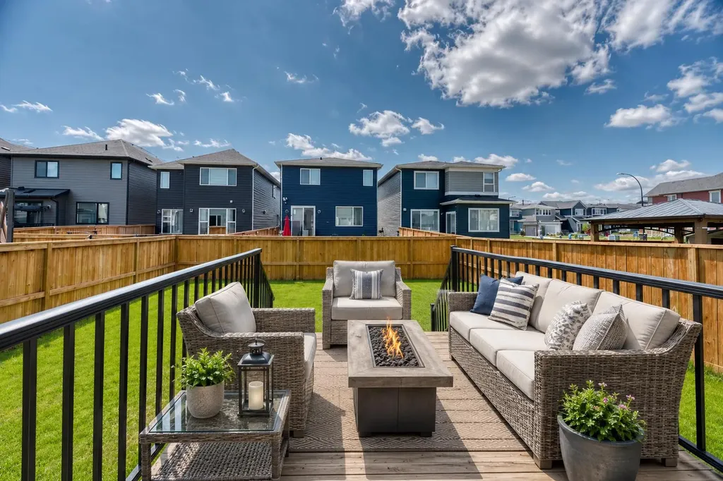 125 Belmont Villas SW Calgary AB T2X 4N5